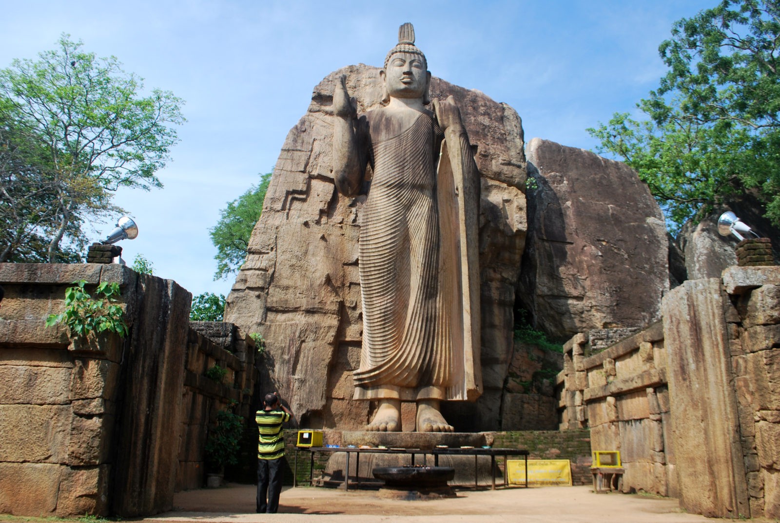 Authentic Sri Lanka